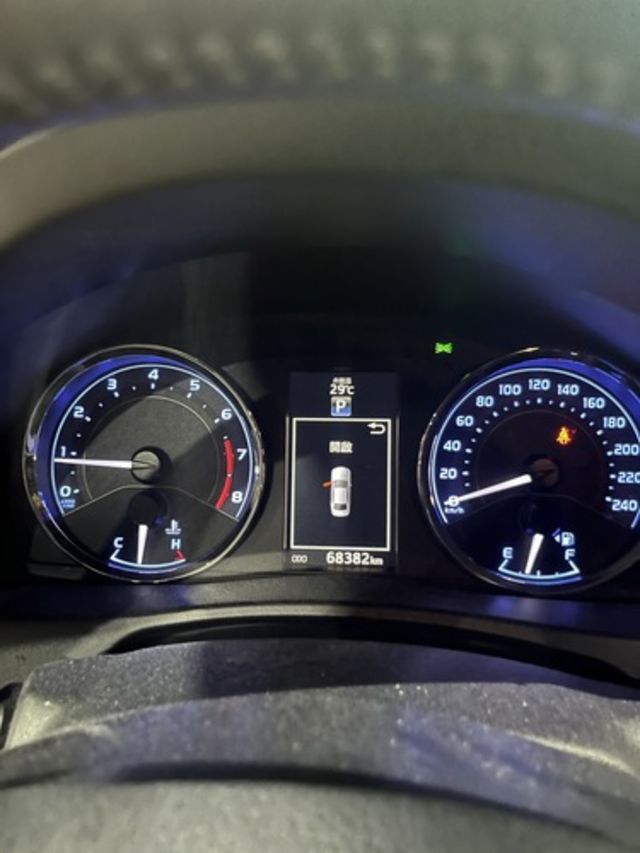 TOYOTA豐田 ALTIS  第6張相片