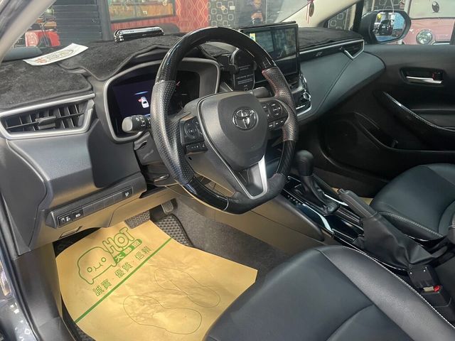 TOYOTA豐田 COROLLA ALTIS HYBRID  第7張相片