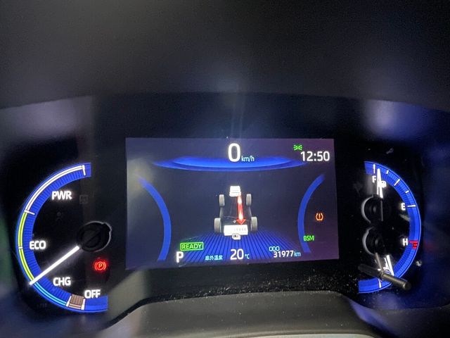 TOYOTA豐田 COROLLA ALTIS HYBRID  第12張相片