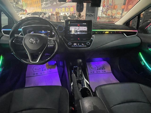 TOYOTA豐田 COROLLA ALTIS HYBRID  第14張相片