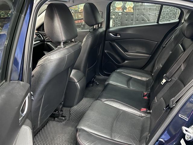 MAZDA馬自達 MAZDA 3  第25張相片