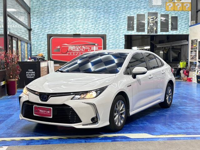TOYOTA豐田 ALTIS  第1張相片