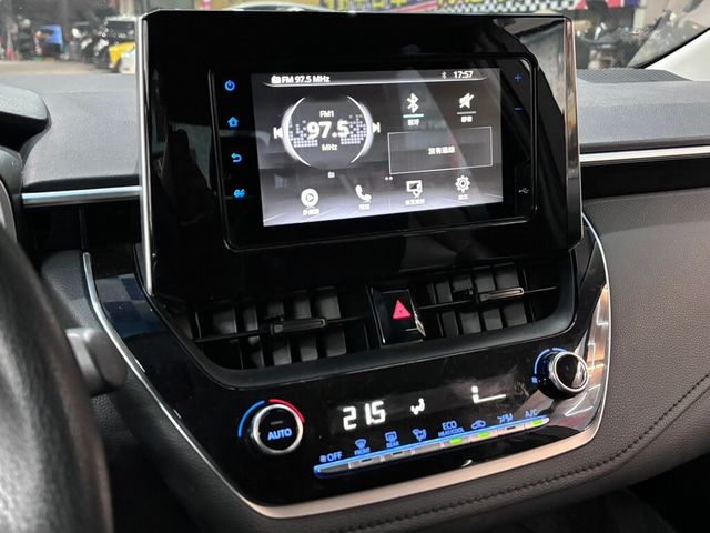 TOYOTA豐田 ALTIS  第21張相片