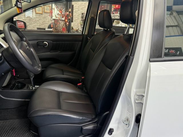 NISSAN日產 LIVINA  第14張相片