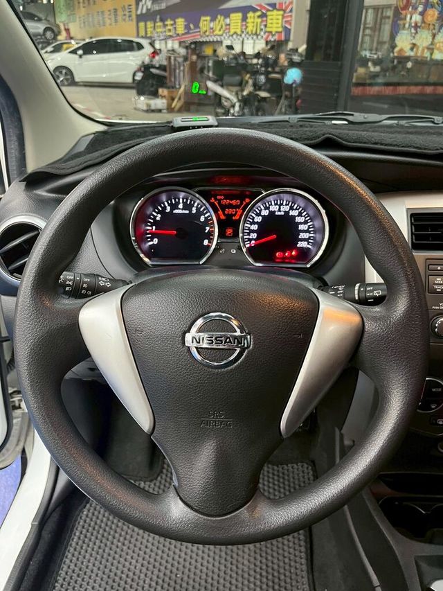 NISSAN日產 LIVINA  第13張相片