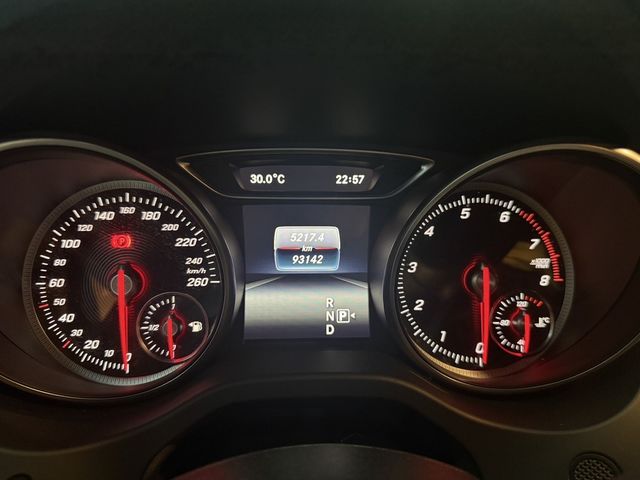 M-BENZ賓士 CLA200  第7張相片