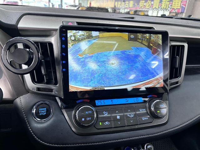 TOYOTA豐田 RAV4  第8張相片