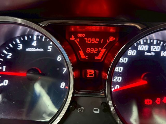 NISSAN日產 LIVINA  第9張相片