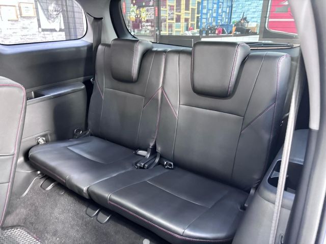 TOYOTA豐田 WISH  第12張相片