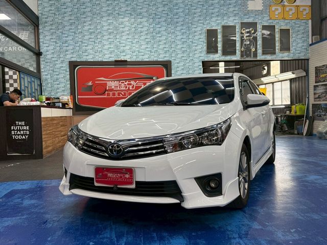 TOYOTA豐田 ALTIS  第1張相片