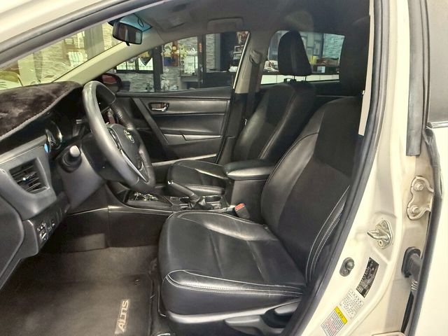 TOYOTA豐田 ALTIS  第6張相片