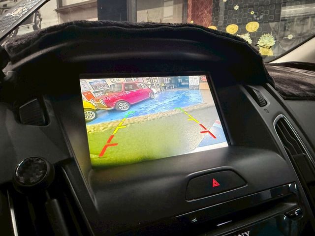 FORD福特 FOCUS  第12張相片