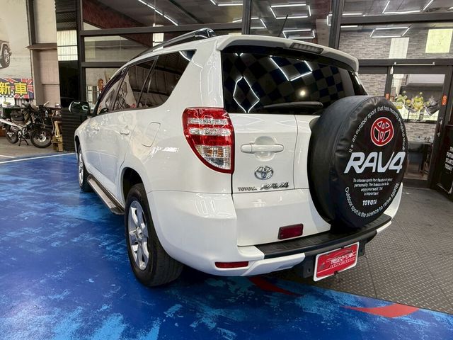 TOYOTA豐田 RAV4  第5張相片