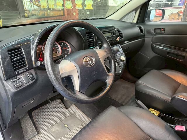 TOYOTA豐田 WISH  第7張相片