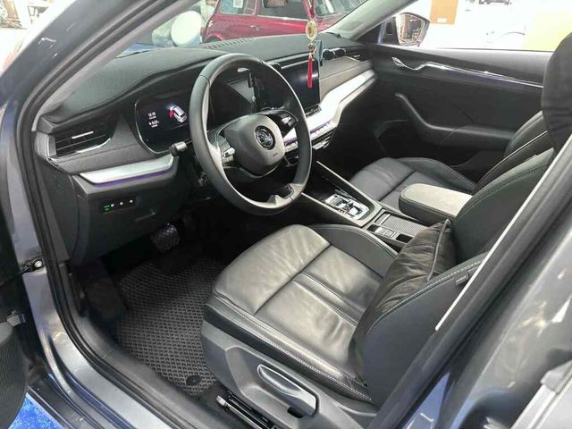 SKODA司科達 OCTAVIA COMBI  第9張相片