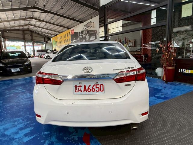 TOYOTA豐田 ALTIS  第6張相片