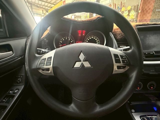 MITSUBISHI三菱 LANCER FORTIS  第10張相片