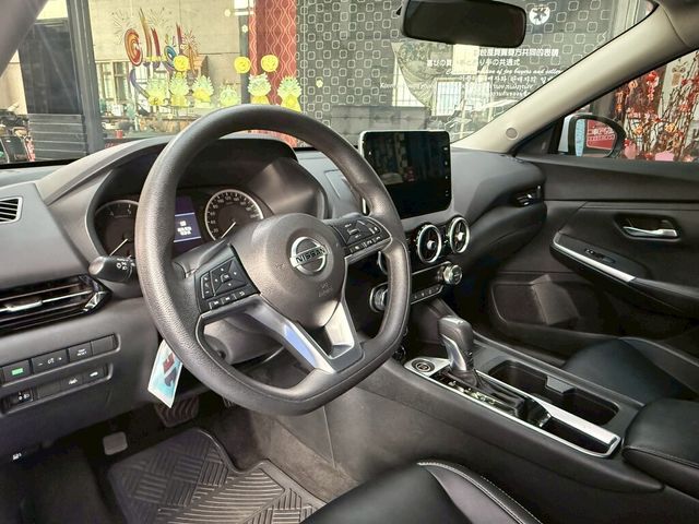 NISSAN日產 SENTRA  第7張相片