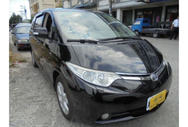 Toyota PREVIA  第2張相片