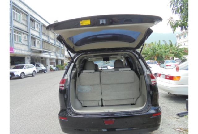Toyota PREVIA  第6張相片