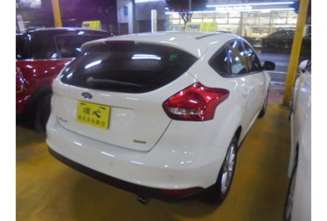 Ford FOCUS  第6張相片
