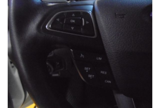 Ford FOCUS  第10張相片