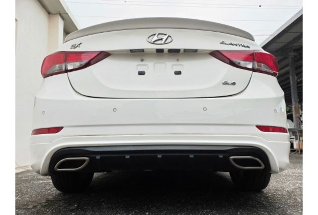 Hyundai ELANTRA  第4張相片