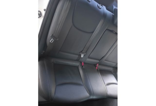 Hyundai ELANTRA  第18張相片