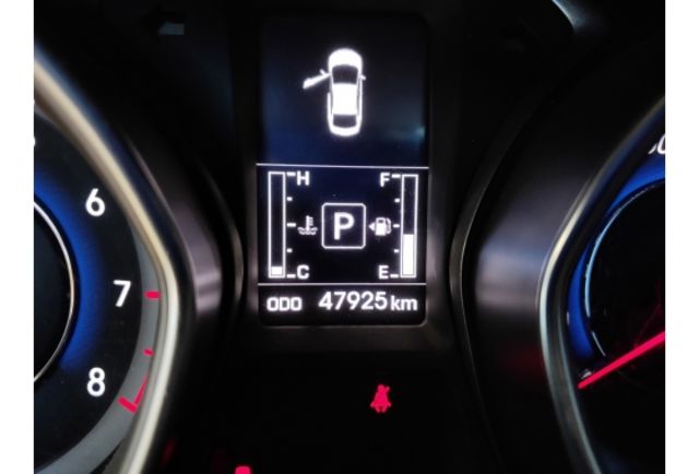 Hyundai ELANTRA  第20張相片