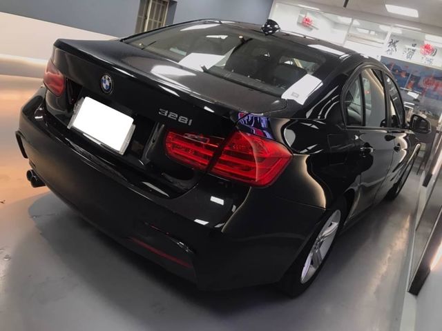 BMW 328I  第5張相片