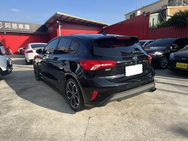 FORD FOCUS  第6張相片