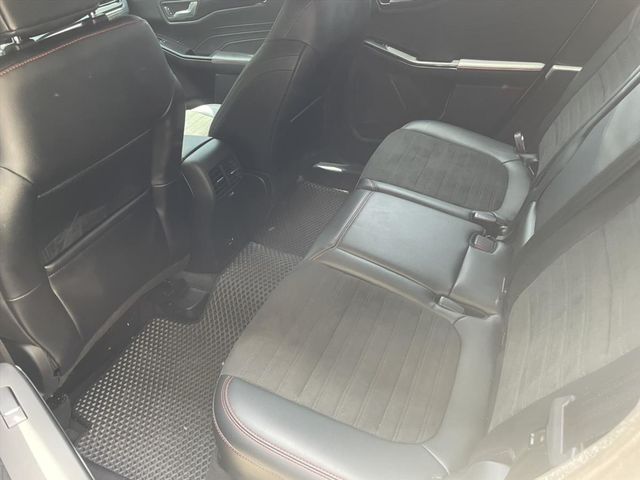 FORD KUGA  第3張相片