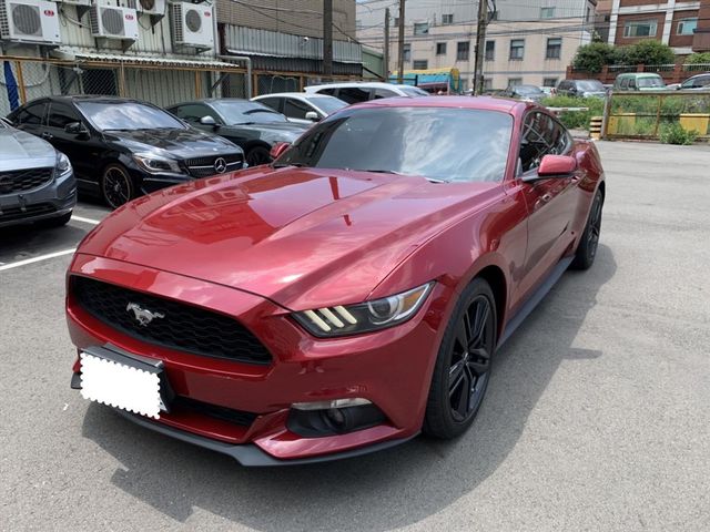 FORD MUSTANG  第1張相片