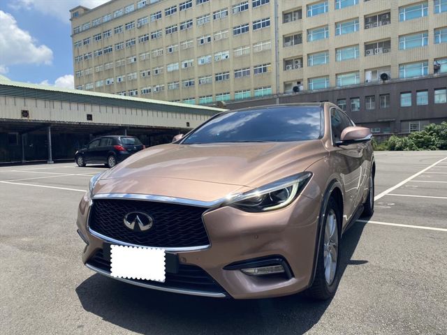 INFINITI Q30  第1張相片