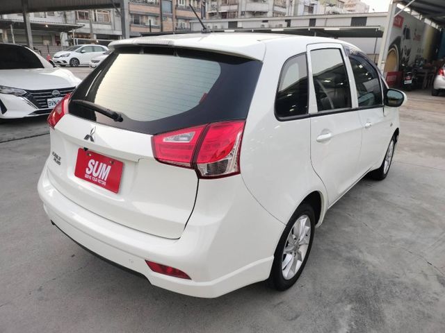 1.5時尚小車低油耗大空間 ◆IKEY免鑰◆行車紀錄器◆倒車顯影◆導航系統◆原版件◆低稅金◆認證車  第4張相片