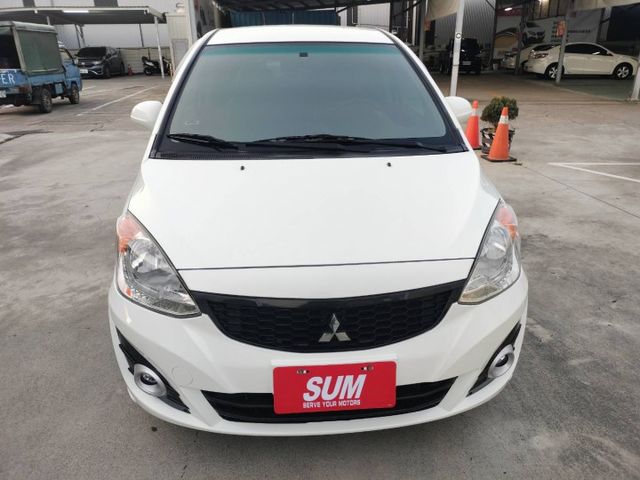 1.5時尚小車低油耗大空間 ◆IKEY免鑰◆行車紀錄器◆倒車顯影◆導航系統◆原版件◆低稅金◆認證車  第5張相片
