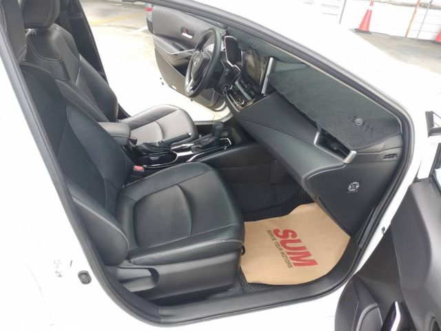 豪華版◆全車原版件◆僅跑2萬多公里◆ACC◆導航系統◆倒車顯影◆抬頭顯示器◆行車記錄器◆原廠保固中◆可貸款  第7張相片