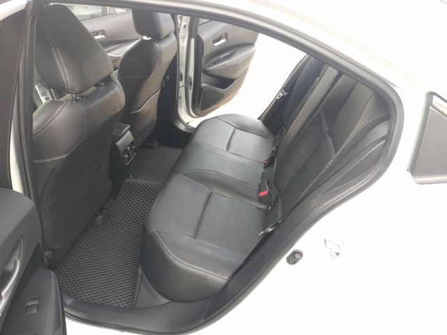 豪華版◆全車原版件◆僅跑2萬多公里◆ACC◆導航系統◆倒車顯影◆抬頭顯示器◆行車記錄器◆原廠保固中◆可貸款  第8張相片