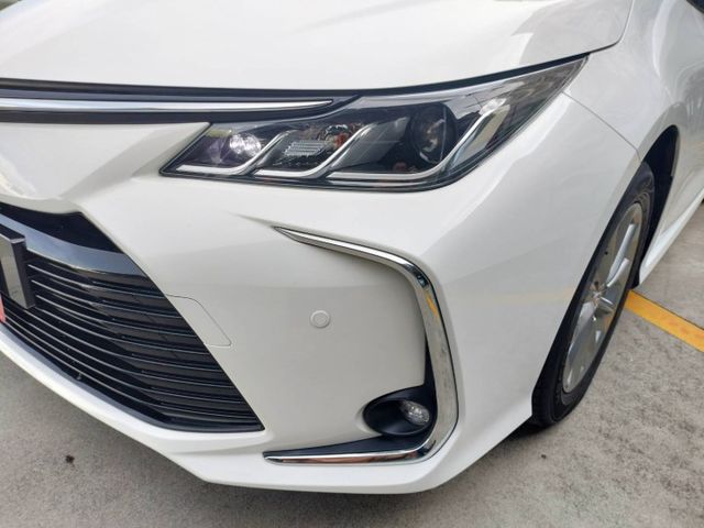 豪華版◆全車原版件◆僅跑2萬多公里◆ACC◆導航系統◆倒車顯影◆抬頭顯示器◆行車記錄器◆原廠保固中◆可貸款  第13張相片