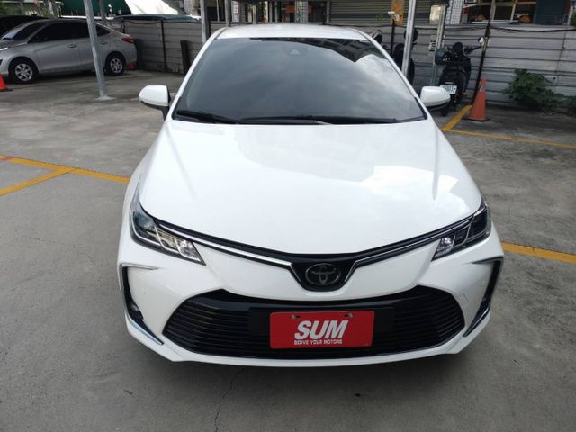 豪華版◆全車原版件◆僅跑2萬多公里◆ACC◆導航系統◆倒車顯影◆抬頭顯示器◆行車記錄器◆原廠保固中◆可貸款  第18張相片