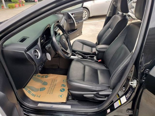 頂級豪華8安版◆原版件◆導航影音系統◆盲點偵測◆定速◆ikey◆恆溫◆防滑系統◆倒車顯影◆行車記錄器◆內外漂亮◆可貸款  第7張相片