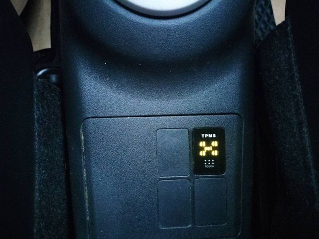 優質小車◆全車原版件◆原廠保養◆導航系統◆倒車顯影◆胎壓偵測◆內外漂亮◆可貸款  第11張相片