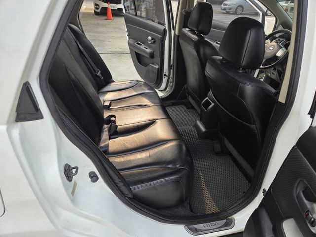 優質代步車◆妥善率好◆僅跑九萬多公里◆引擎變速箱順暢◆冷氣正常◆省油好開◆行車記錄器◆內外漂亮◆可貸款  第10張相片