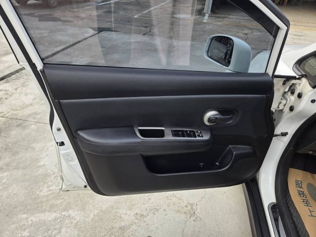 優質代步車◆妥善率好◆僅跑九萬多公里◆引擎變速箱順暢◆冷氣正常◆省油好開◆行車記錄器◆內外漂亮◆可貸款  第12張相片