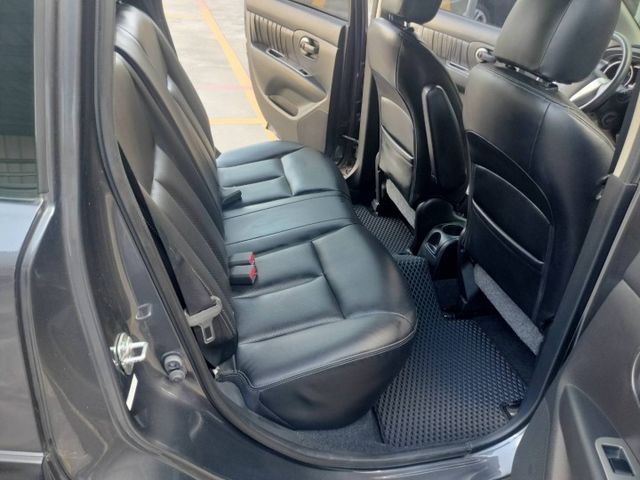 頂級旗艦版◆ikey◆恆溫◆全車原版件◆胎壓偵測器◆空間大◆省油◆內外漂亮◆可貸款  第9張相片