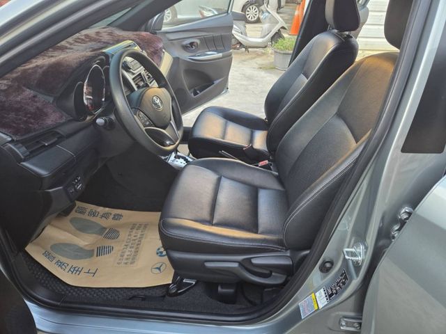 優質頂級豪華版◆全車原版件◆里程數少◆ikey◆恆溫◆電摺視鏡◆抬頭顯示器◆可裝安卓導航系統◆可貸款  第7張相片