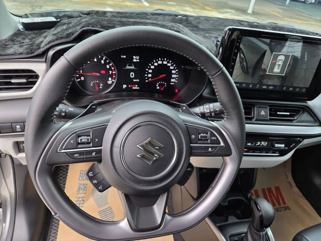 頂級1.2輕油電五門小車◆LED頭燈◆ikey◆ A C C跟車◆環景導航系統◆FSK冰鑽隔熱紙◆快譯通前後行車記錄器  第12張相片