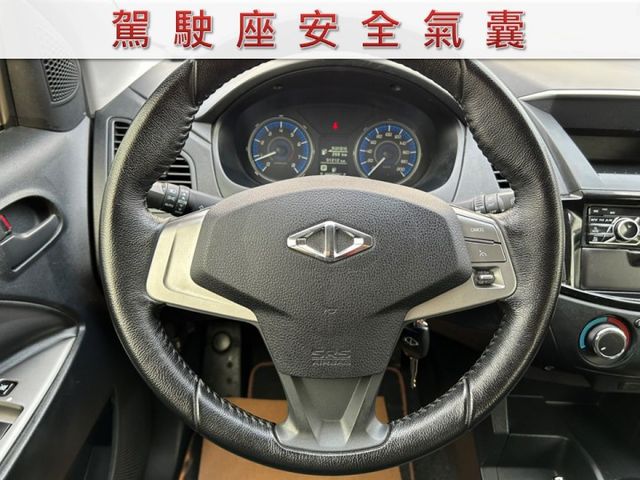 雙安全氣囊/倒車雷達/前後雙錄行車紀錄器/里程保證/YES認證/附發票  第6張相片