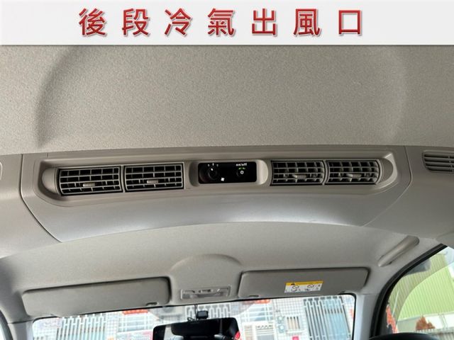 雙安全氣囊/倒車雷達/前後雙錄行車紀錄器/里程保證/YES認證/附發票  第11張相片