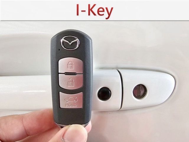 白馬王子/全車原鈑件/尊榮進化版/倒車影像/YES認證/里程保證  第15張相片